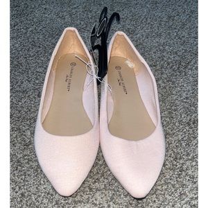 NWT Charles Albert New York Light Pink Flat Shoes Size 10